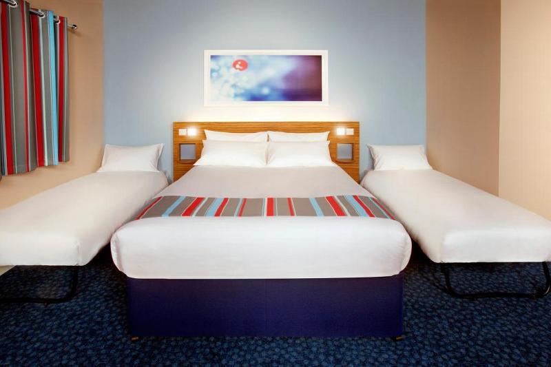 Travelodge Bromborough Port Sunlight Bagian luar foto