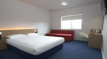 Travelodge Bromborough Port Sunlight Ruang foto
